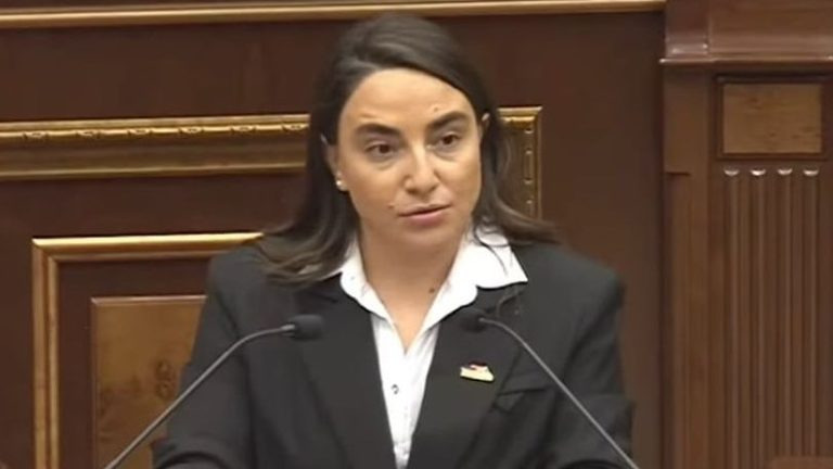 Оптимизация школ в Армении угрожает приграничным селам
