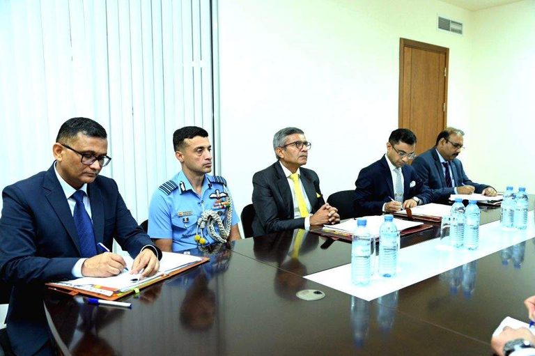 Indian Defense Secretary Meets Armenian Deputy Foreign Minister in Yerevan