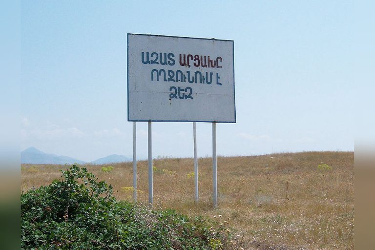 Требования Баку, призывы ОДКБ и кадровые перестановки: главное в Армении