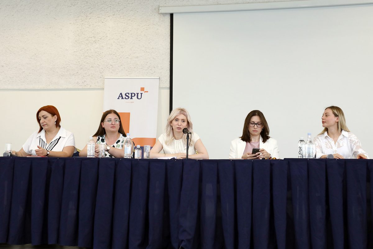 Դպրոցներում նոր ուսումնական տարվա փոփոխությունները քննարկվել են Երևանում