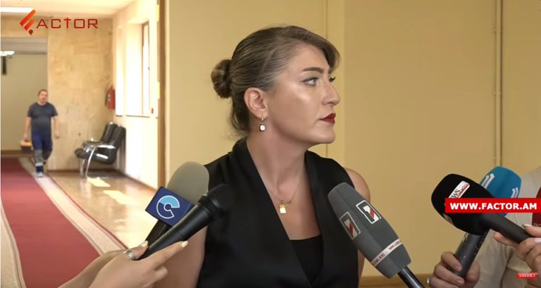 ՔՊ-ն կճշտի Արեգնազ Մանուկյանի և անչափահաս դստեր տեսակցության հարցը
